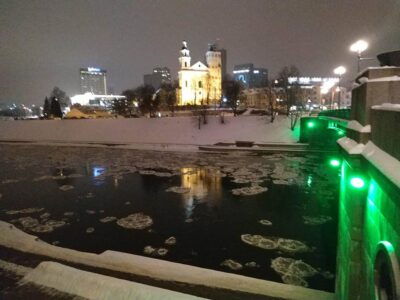 Photo Report: Springtime snowfall – Winter returned to Vilnius, Lithuania