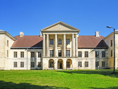 Exhibition: Aristocratic Life in the Baltic States – Mansions in Estonia and Latvia