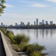 Warsaw conference puts river tourism and urban nature at the centre of city planning